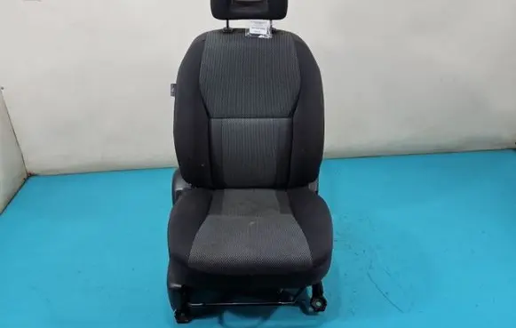 Toyota RAV 4 (XA20) Front passenger seat IMPRK1444652