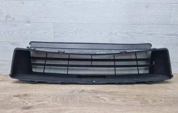 Ford S-MAX Intercooler air channel guide EM2B8312AC