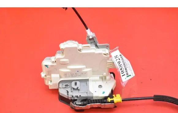 Audi A4 S4 B8 8K Front door lock 8J1837016A