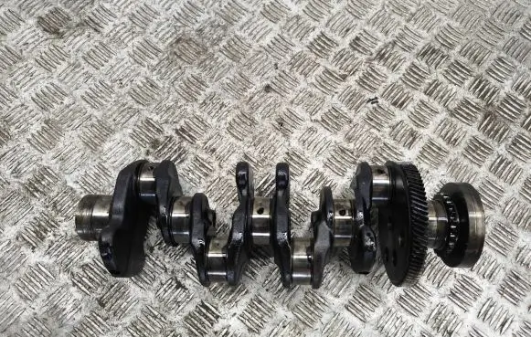 Mercedes-Benz E W213 Crankshaft R65401