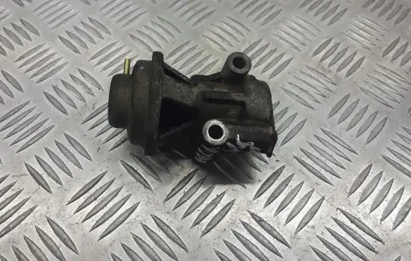Mitsubishi Galant EGR valve K5T55481