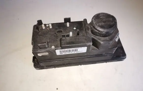 Mercedes-Benz E W210 Central locking vacuum pump 2088000748