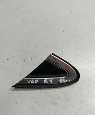 Volvo V40 Front door glass trim molding 31349229 31391032 31391030