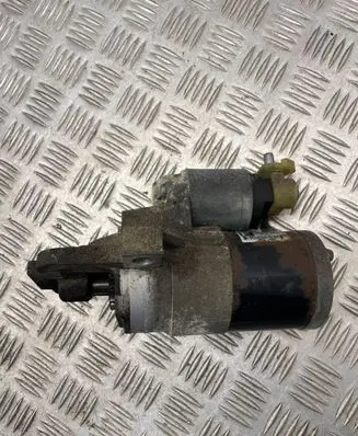 Mazda 6 Starter motor M000T32871