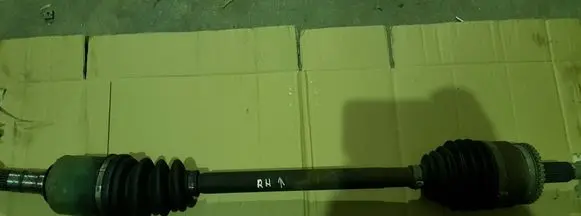 Subaru Impreza II Front driveshaft