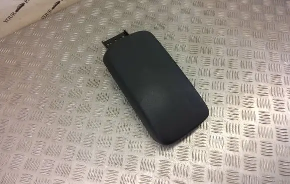 Hyundai Kona I Armrest