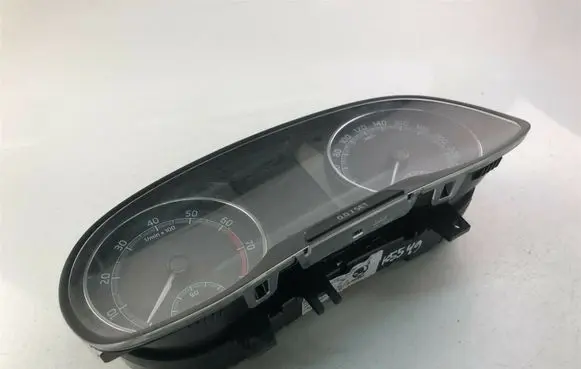 Skoda Fabia Mk3 (NJ) Speedometer (instrument cluster) 6V0920740D K5549