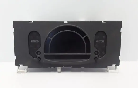 Renault Modus Speedometer (instrument cluster) 8200668078