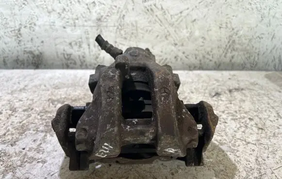 Mercedes-Benz E W211 Rear brake caliper