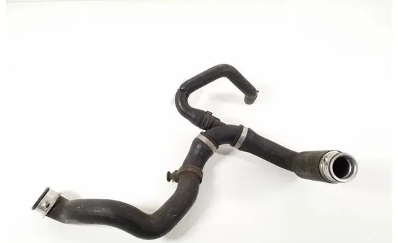 Mercedes-Benz CLC CL203 Engine coolant pipe/hose A2035015582