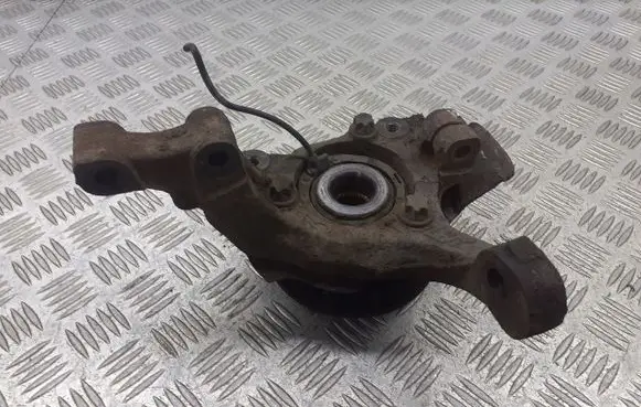 Opel Astra H Front wheel hub spindle knuckle