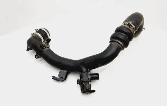 Ford Fusion II Intercooler hose/pipe ES736C646GD