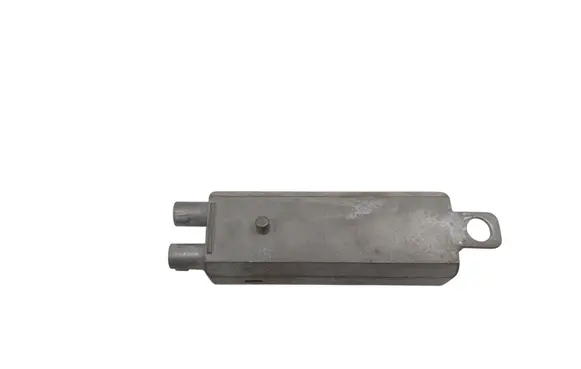 Audi A6 S6 C6 4F Aerial antenna amplifier 4F9035225A