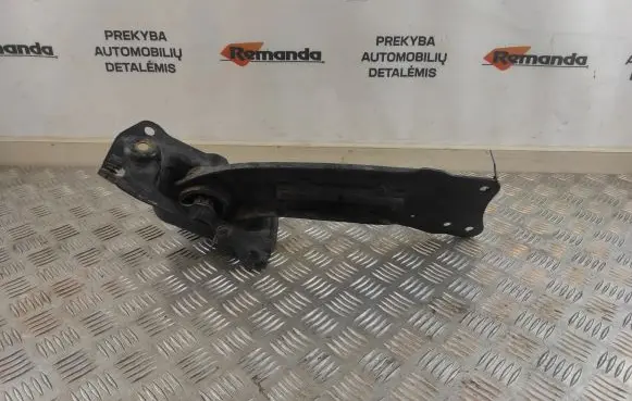 Volkswagen Tiguan Rear control arm 3C0505225D