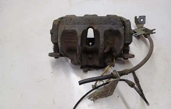 Land Rover Discovery 5 Front brake caliper CNYCA3729
