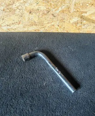 Renault Scenic III - Grand scenic III Wheel nut wrench 8200051473