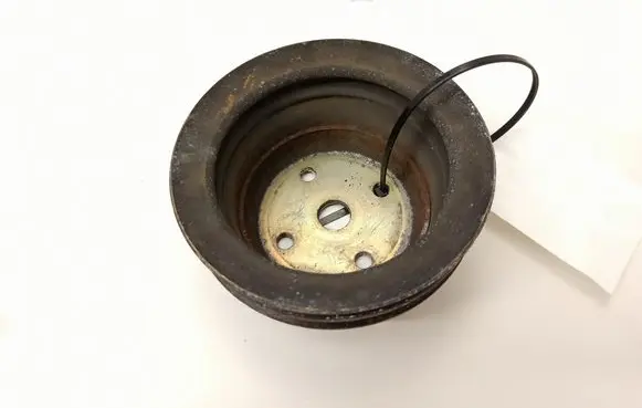 Volvo 760 Water pump pulley 