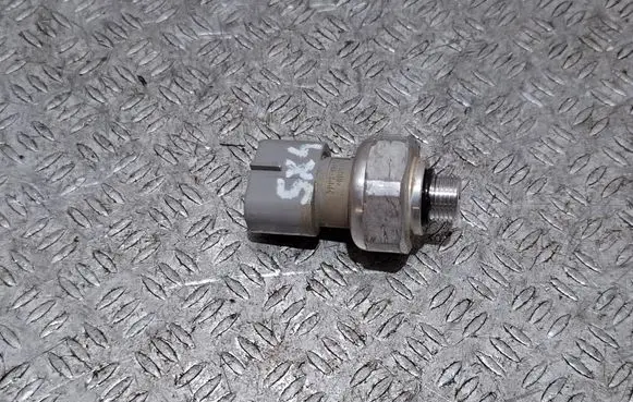 Suzuki SX4 S-Cross Air conditioning (A/C) pressure sensor 