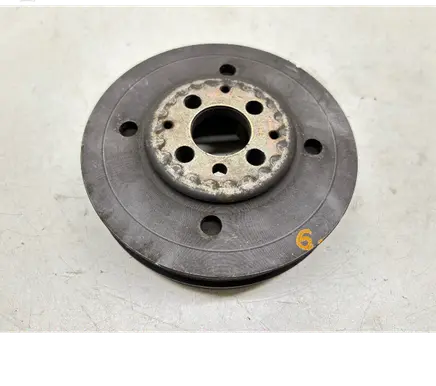 Volkswagen PASSAT B5.5 Crankshaft pulley 038105243F