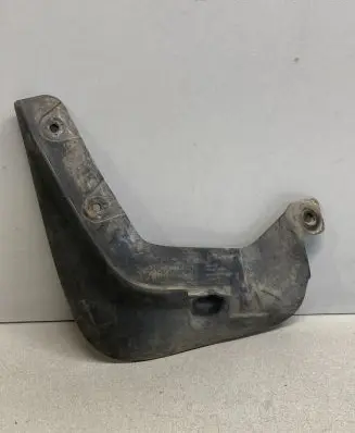 Hyundai i20 (PB PBT) Front mudguard 868331J000