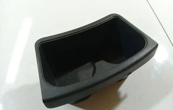 Nissan Note (E11) Cup holder 689309U100