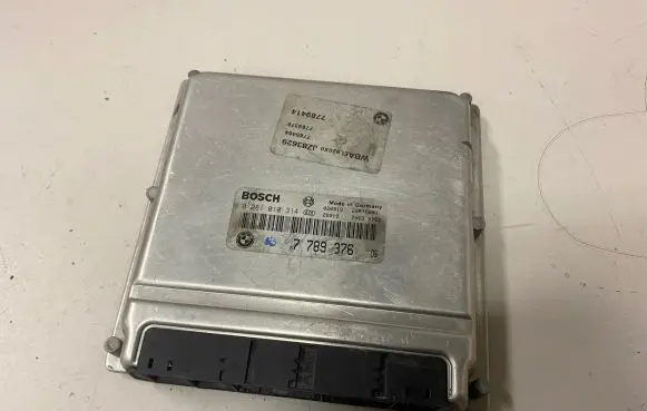 BMW X5 E53 Engine control unit/module 7789376 0281010314