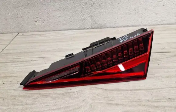 Mercedes-Benz S W223 Tailgate rear/tail lights