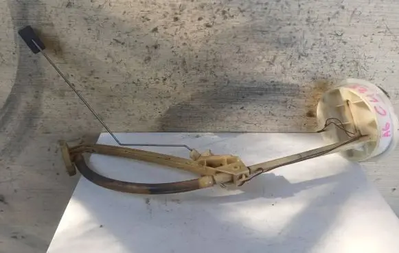Audi A6 S6 C4 4A Fuel level sensor 443919049F