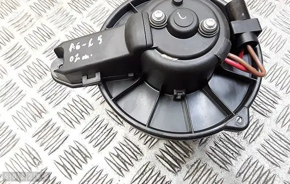 Heater fan/blower