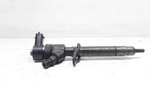 Volvo XC90 Fuel injector 30750283