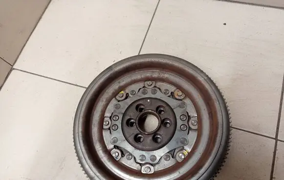 Skoda Octavia Mk3 (5E) Dual mass flywheel 