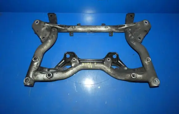 Mercedes-Benz C AMG W204 Front subframe