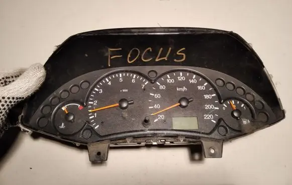 Ford Focus Speedometer (instrument cluster)