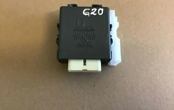 Lexus NX Door central lock control unit/module 8597042010