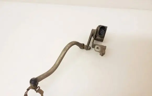 BMW 1 F20 F21 Headlight/headlamp level sensor 678407204 23310110 3714678407204