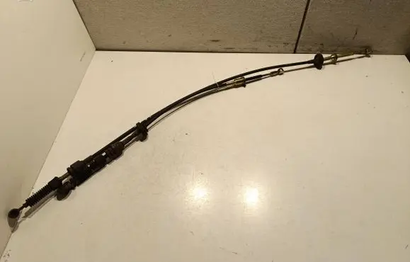 Gear shift cable linkage