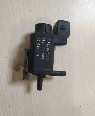 Volvo XC90 Vacuum valve 72224010