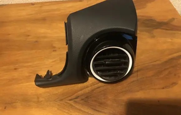 Hyundai Kona I Dashboard air vent grill cover trim