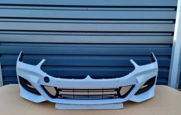 BMW 8 G14 Front bumper 51118070558