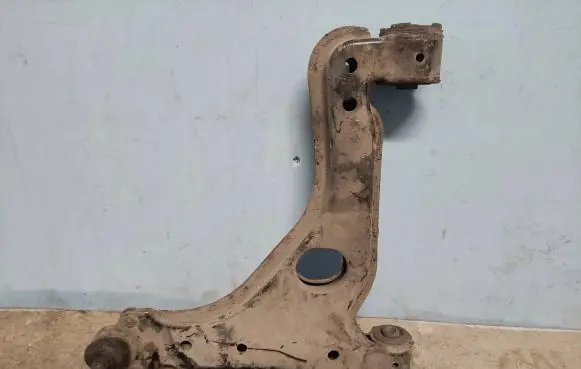 Opel Zafira B Front control arm