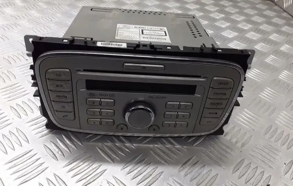 Ford Focus Radio/CD/DVD/GPS head unit 8M5T-18C815-AB