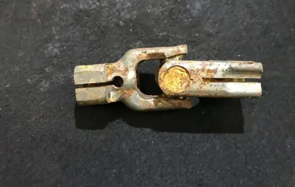 Toyota Prius (XW20) Steering column universal joint