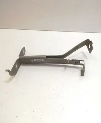 Mercedes-Benz E W212 Front bumper mounting bracket A2045241340