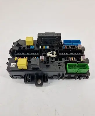 Mercedes-Benz C W205 Fuse module 24453850