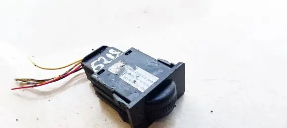 Toyota Corolla Verso AR10 Headlight level height control switch