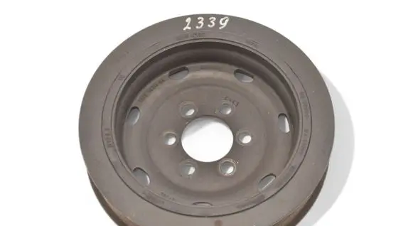 Land Rover Discovery 3 - LR3 Crankshaft pulley 4H2Q6B319BA 1341857