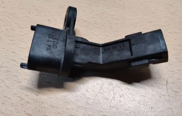 Mercedes-Benz B W246 W242 Crankshaft position sensor A2709050043