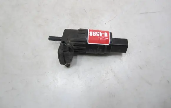 Volkswagen Golf Plus Windscreen/windshield washer pump 1K6955651
