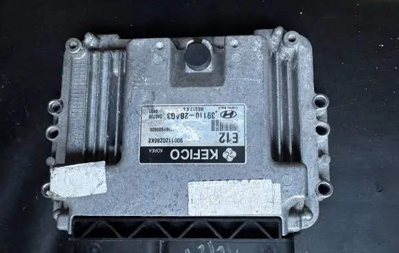 Hyundai ix35 Engine control unit/module 391102BAG3 9001120286KE