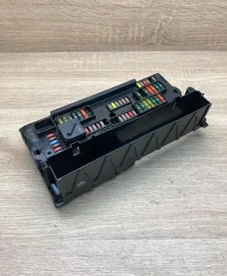 BMW 5 GT F07 Fuse module 9234421 17033442